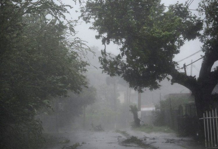 मौसम विभाग ने जारी किया येलो  अलर्ट , 22 से 24 तक तेज हवा के साथ  भारी बारिश की आशंका ,मिलेगी गर्मी से राहत ।