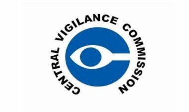 मोहनिया डीएम सत्येंद्र कुमार के सरकारी आवास पर विजलेंस की छापेमारी   -मिले लाखों के अवैध संपती .. पूरी जानकारी