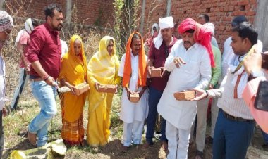 आरा : शमशान घाट की सौंदर्यिकरण और घेराबंदी का सभापति किरण देवी ने किया शिलान्यास...