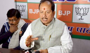 महागठबंधन की सरकार सत्ता का दुरूपयोग कर असामाजिक तत्वों के हित में कर रही कार्य - विजय सिन्हा .. क्या है सियासी सरगर्मी ?