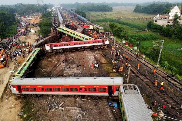 ओडिशा ट्रेन दुर्घटना: जानिए कैसे हुआ भीषण रेल हादसा?