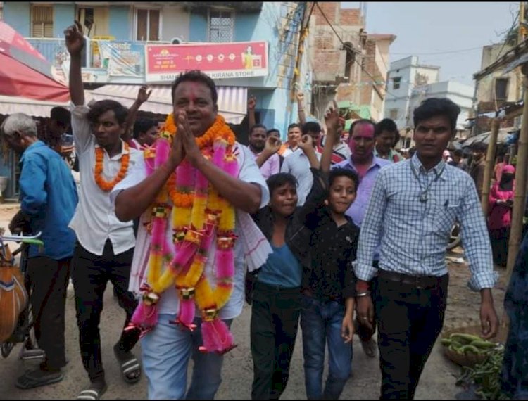 बिनोद सहनी उर्फ बंपर बने बिरौल नगर पंचायत अध्यक्ष----पूर्व मंत्री मुकेश सहनी ने दी बधाई,  वीआईपी के दरभंगा जिलाध्यक्ष है विनोद सहनी.......क्या है रणनीति ?