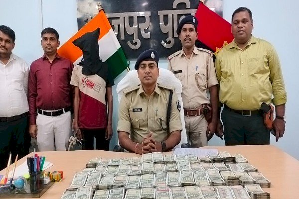 गुजरात में 36 लाख रूपये की हुई थी चोरी, भोजपुर पुलिस ने 35 लाख रूपये की बरामद तो गुजरात पुलिस ने कहा धन्यवाद...