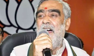 अश्विनी चौबे ने महागठबंधन पर कसा तंज बोले 'सुने हैं बिहार के महाठगबंधन के बड़े-बड़े भूपति बेंगलुरु से पहले ही निकल आए! दूल्हा तय नहीं हुआ, फूफा लोग पहले नाराज हो रहे!.. क्या है रणनीति ?