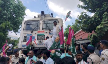 जन अधिकार पार्टी ने किया रेल चक्का जाम ,लगे मोदी विरोध नारे .. क्या है रणनीति ?