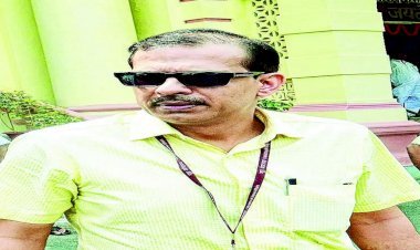 विद्यालय के शौचालय के  साफ -सफाई को लेकर के . के पाठक ने दिए निर्देश .. पूरी जानकारी ?