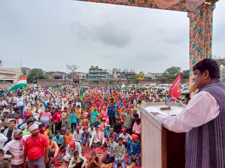 समाज के लिए सहनी का छलका दर्द, कहा, लोग चांद पर घर बनाने की सोच रहे, निषादों के लिए धरती पर भी घर नहीं ..क्या है रणनीति ?