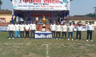 बेहद रोमांचक मुकाबले में जनत क्रिकेट क्लब ने सारदा नगर क्रिकेट क्लब को 4 से हराकर दुसरे चरण में प्रवेश किया...