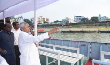 मुख्यमंत्री ने छठ महापर्व  की तैयारियों को लेकर गंगा घाटों का किया निरीक्षण...