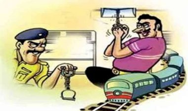 आरा : ट्रेनों की चेनपुलिंग में 11 माह में 510 पकड़ाये, सवा तीन लाख रुपये जुर्माना...