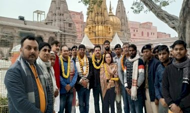 भगवान शिव की शरण में काशी पहुंचे वीआईपी के प्रमुख सहनी...