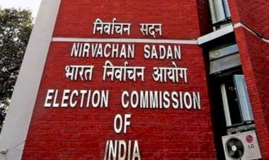 आरा : DM-SP को हटाने के बाद डीएसपी और थानेदार भी सस्पेंड, EVM की सुरक्षा में लगे पुलिसकर्मी की आत्महत्या का मामला...