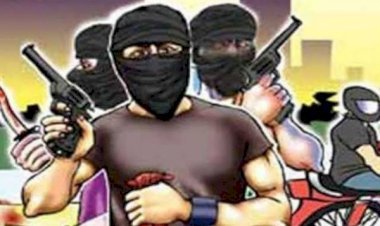 आरा : हथियार के बल पर किराना व्यवसायी से 4 लाख 30 हजार रुपये की लूट...