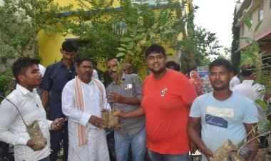 प्रधानमंत्री श्री नरेंद्र मोदी जी के जन्मदिन के शुभ अवसर पर, दरभंगा में एक भव्य वृक्षारोपण एवं सदस्यता अभियान कार्यक्रम का आयोजन किया गया