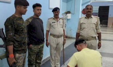 आरा : मूर्ति विसर्जन के दौरान जाति सूचक गाना बजाने को लेकर दो गुटों के बीच रोड़ेबाजी, तीन पुलिसकर्मी घायल...