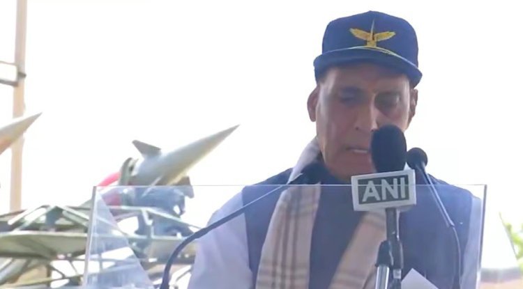 ऑपरेशन सिंदूर के बाद रक्षामंत्री का बड़ा बयान: पाकिस्तान को रात में दिन के तारे दिखा दिए