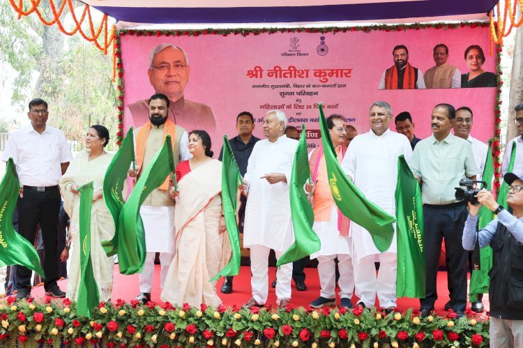 बिहार में महिलाओं के लिए खास सौगात अब चलेगी पिंक बस सेवा