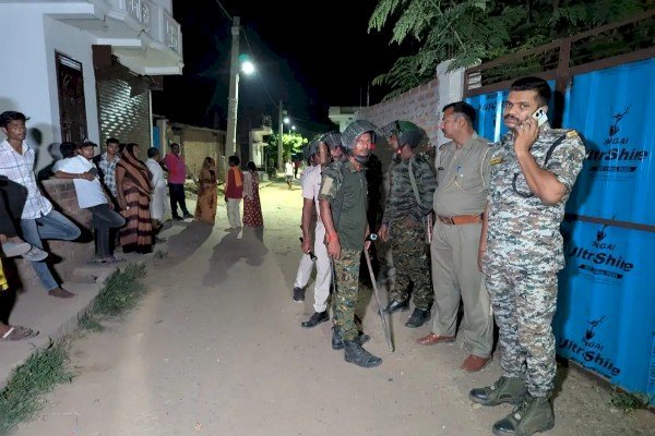 आरा में उत्पाद टीम पर शराब तस्करों का पथराव, जवाबी कार्रवाई में गोली लगने से एक की मौत...