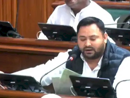 तेजस्वी यादव का सरकार पर वार:थाना खामोश है, प्रशासन बेहोश है, सरकार मदहोश है