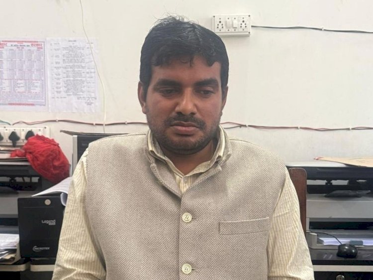 मुजफ्फरपुर में घूसखोरी का खुलासा — जिला कृषि पदाधिकारी 50 हजार लेते पकड़े, ड्राइवर भी गिरफ्तार !