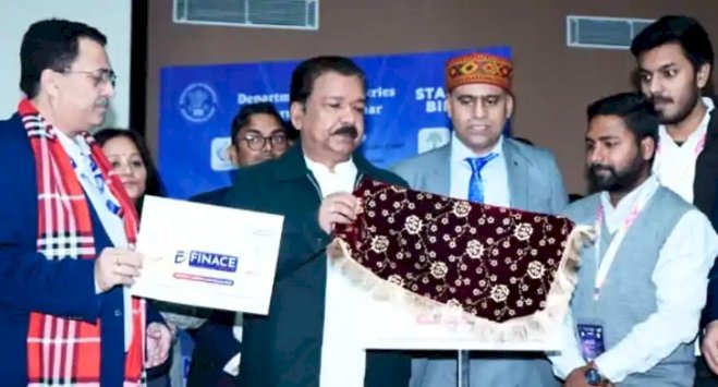 Nitish Kumar की स्टार्टअप योजना से मिली उड़ान, पटना के दो युवाओं ने बनाई करोड़ों की कंपनी !