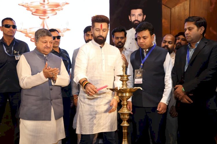 चिराग पासवान ने रविवार को नई दिल्ली में बिहार दिवस के अवसर पर  नई दिल्ली में BITO द्वारा आयोजित