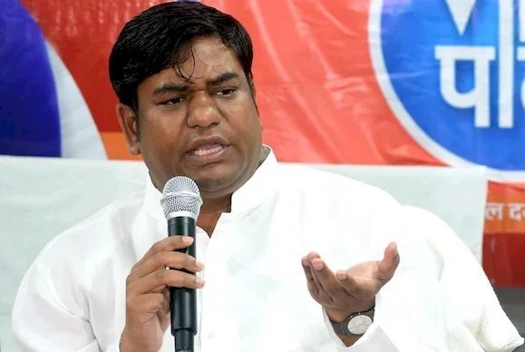 सरकार की गलत नीतियों का खामियाजा भुगत रहा है देश : मुकेश सहनी